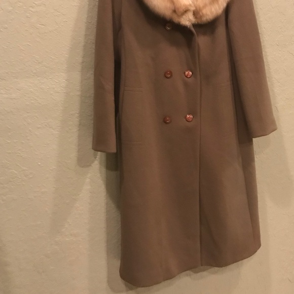 Gorgeous Vintage Wool & Fur Coat - Picture 4 of 7